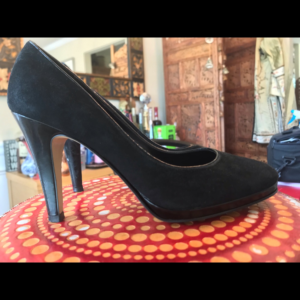 Sexy Black Suede Heels